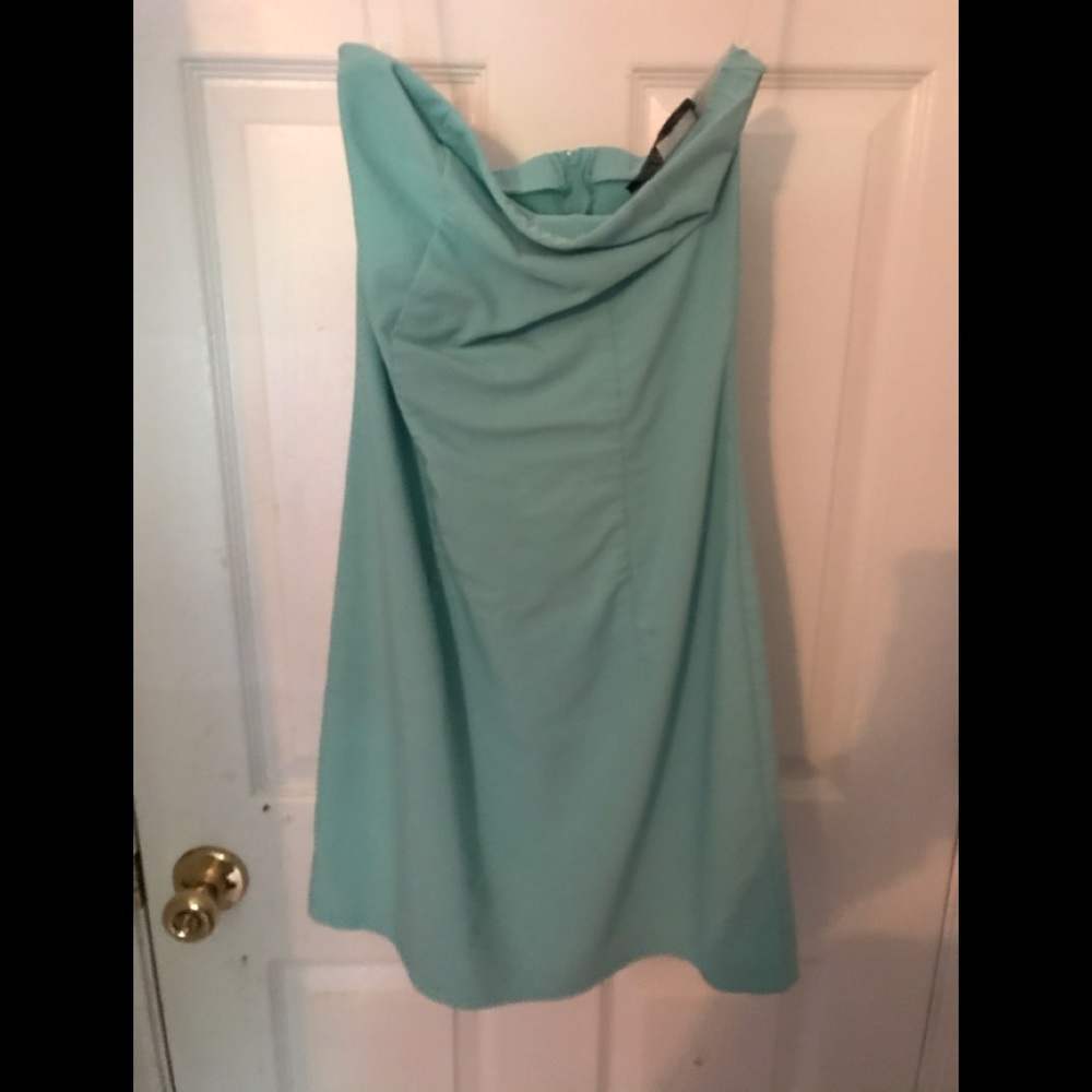Woman’s pale teal size S strapless party dress
